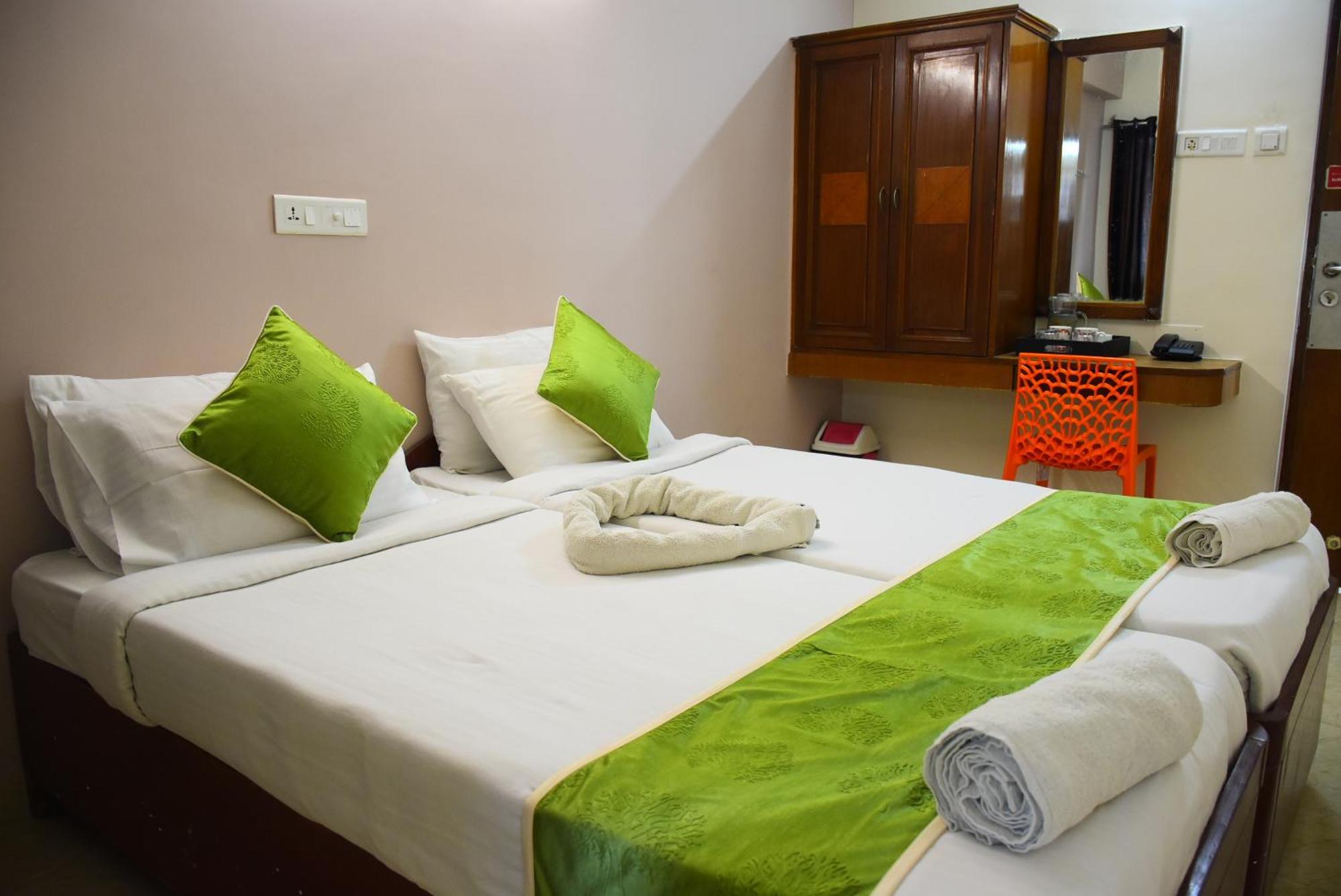 Naksha Tree Hotels Kishore Inn - Koyambedu เชนไน ภายนอก รูปภาพ